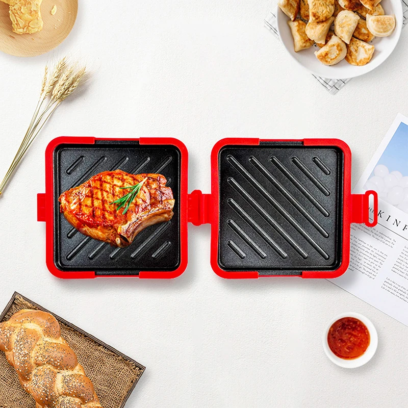 

Multifunctional Silicone Baking Pan With Butter Knife Quick Heating Microwave Oven Toaster Sandwich Plate For Kitchen 1PC