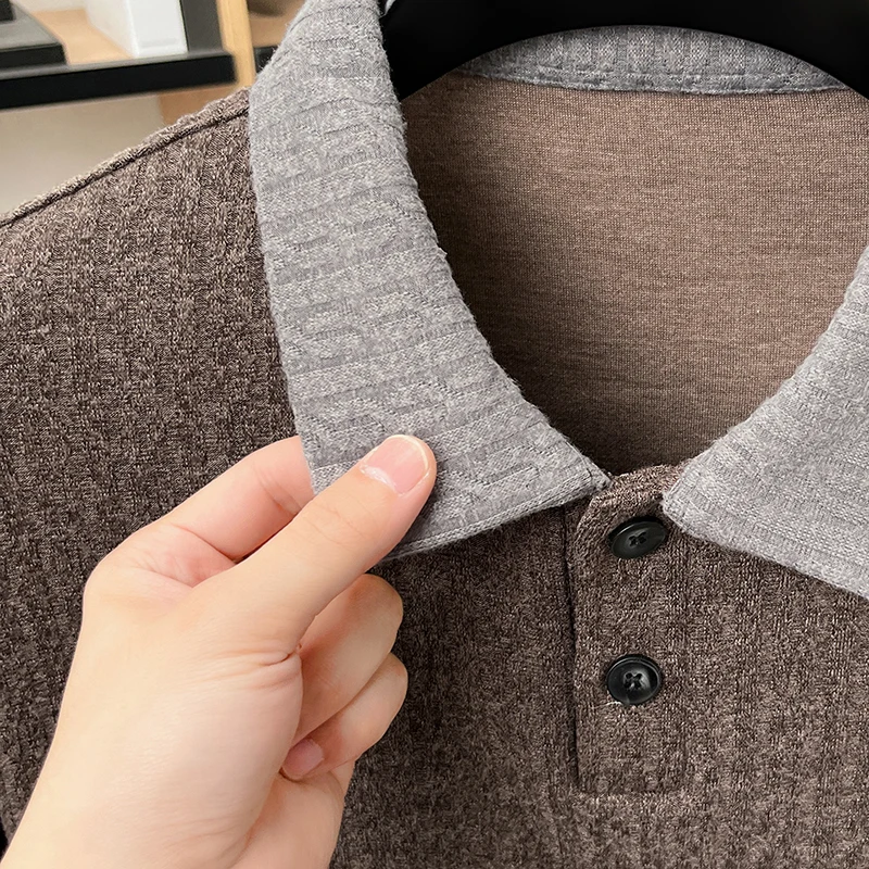 Hochwertiges Herren-Polohemd mit Print, Herbstneuheit, bequemes Langarm-T-Shirt mit Revers, einfarbig, modische Business-Herrenbekleidung – Detail 11