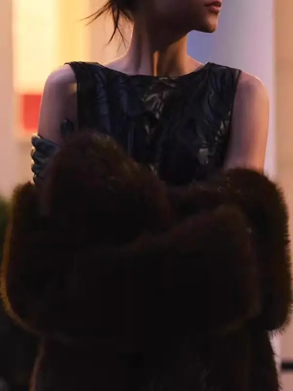 Herfst Winter Nieuwe Collectie Dames Nepbontkraag In-Taille Jas Ort Bovenkleding Polyestervezel Lange Sve Kleur