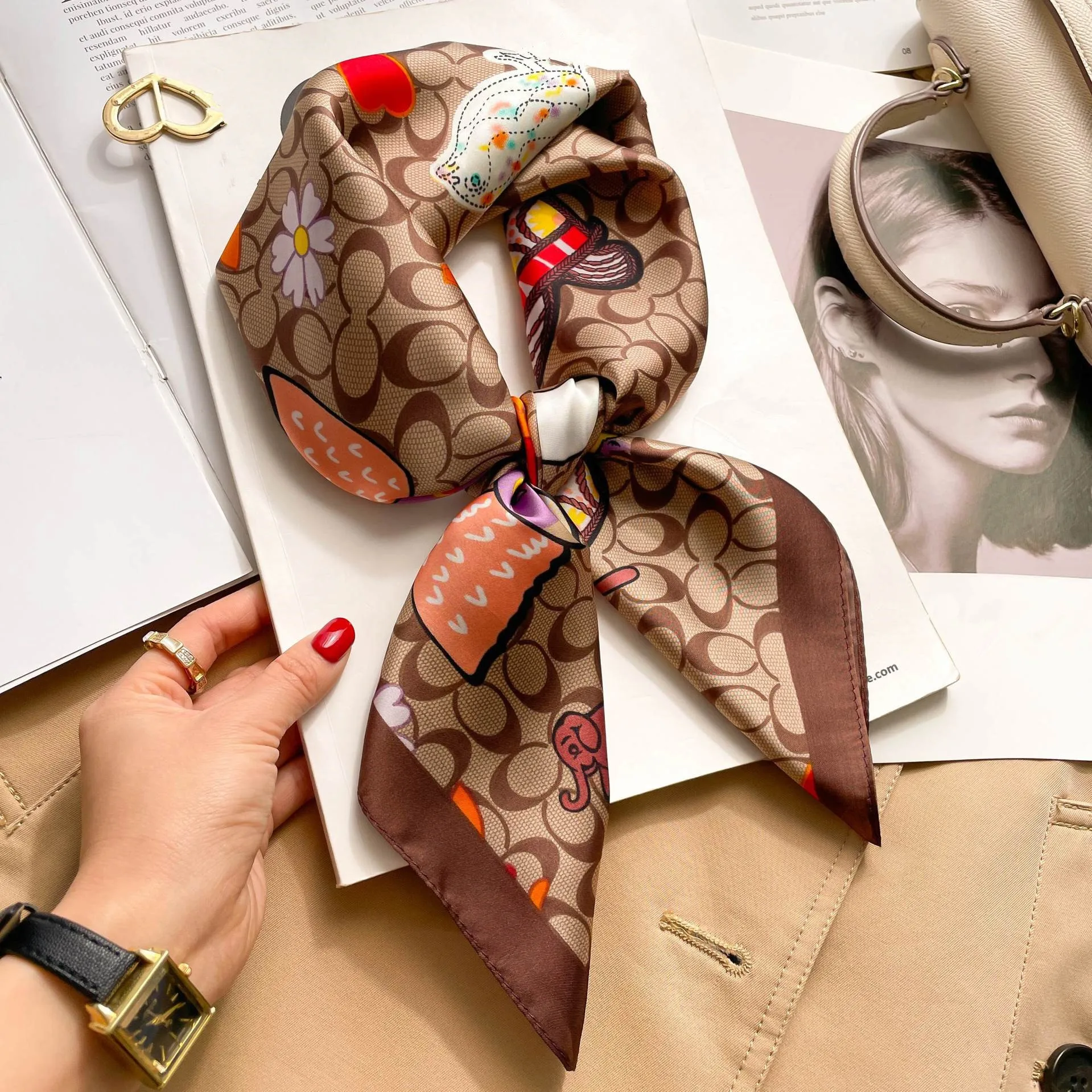 Herbstlicher Seidenschal mit Katzenmuster, Kopftuch, Halstuch, Damen-Satin-Quadrat-Schal, Kopfband, Foulard, Hijab, Bandana