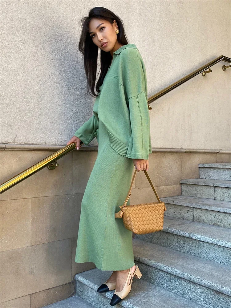 Autumn 2 Piece-Set Maxi Skirt Female V-Neck Loose Patchwork Fashion Pullover And Long Skirt Sets Elegant Ladies Outfits