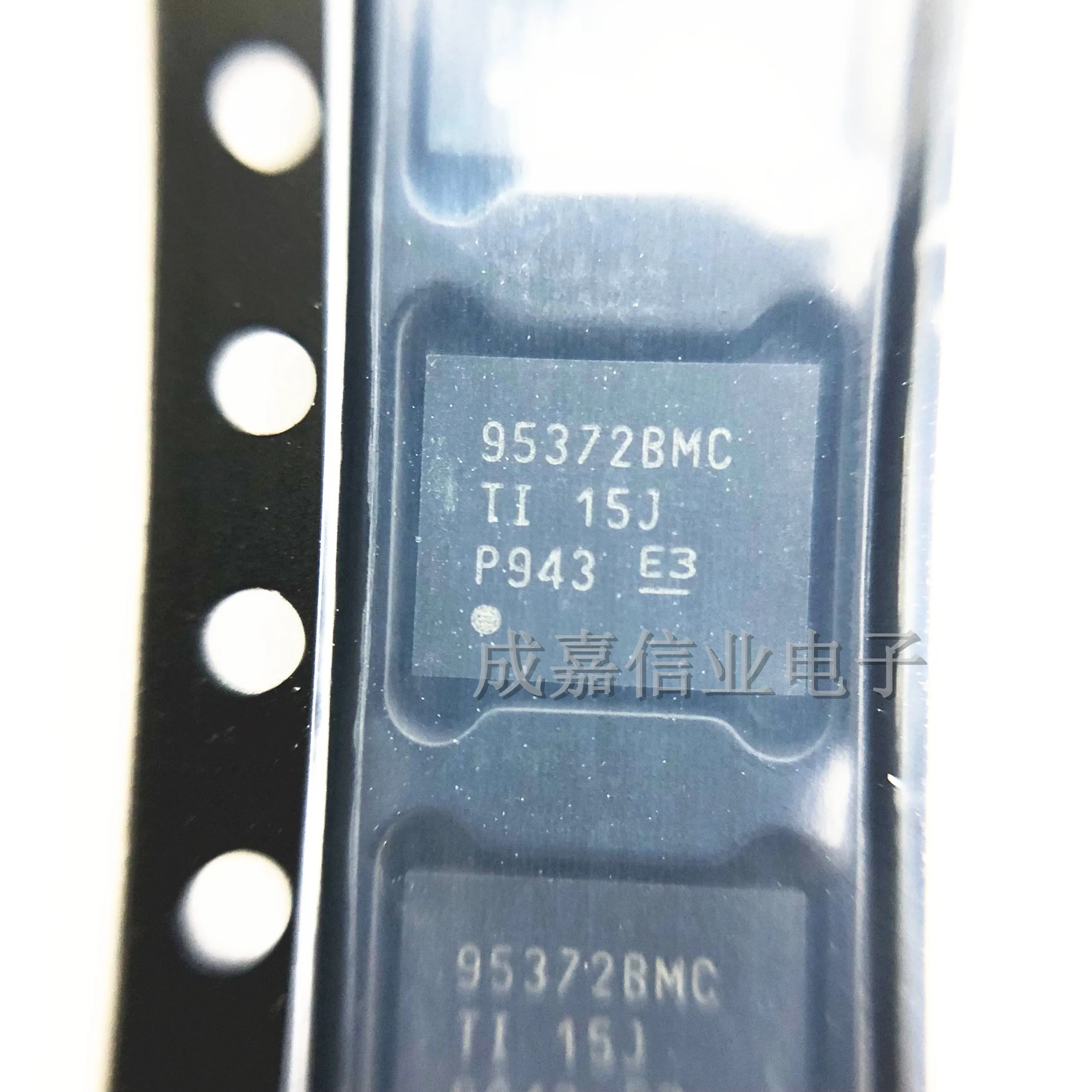 

5pcs/Lot CSD95372BQ5MC VSON-12 MARKING:95372BMC Gate Drivers 60A Sync Buck NexFET SmrtPwr Stage PMIC - Power Management ICs