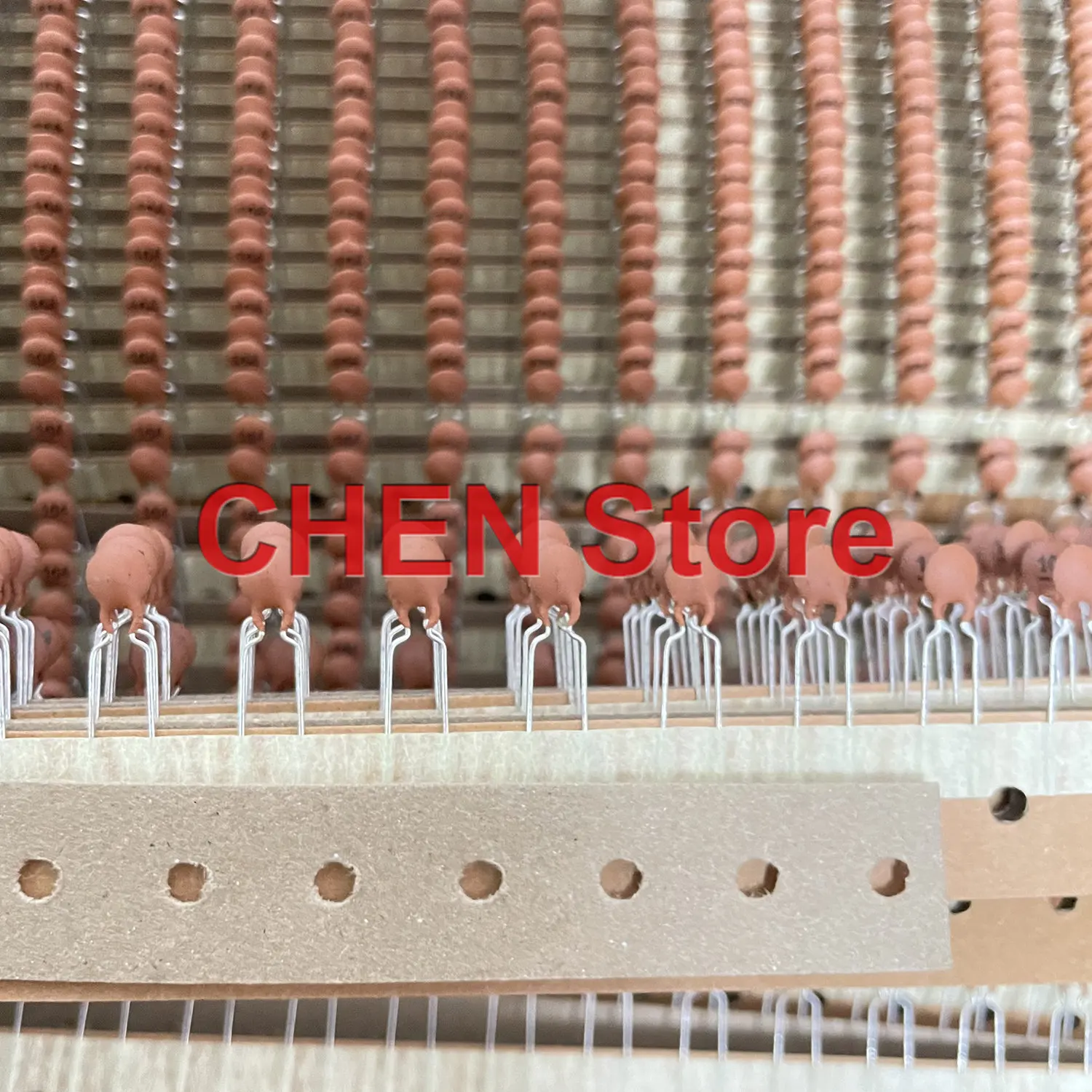 100PCS/lot 1NF 10NF 50V 47NF Low-Voltage Ceramic Chip Capacitor 5MM Rohs Certification Contact Me For Other Models 102 103