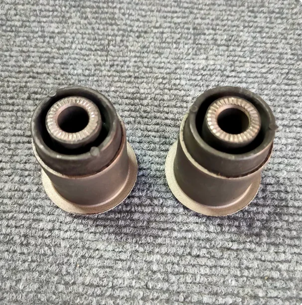 Control Arm bushing for Chinese ROEWE 350 MG5 Triangular control arm bushing Lower suspension arm rubber bushing 50006098