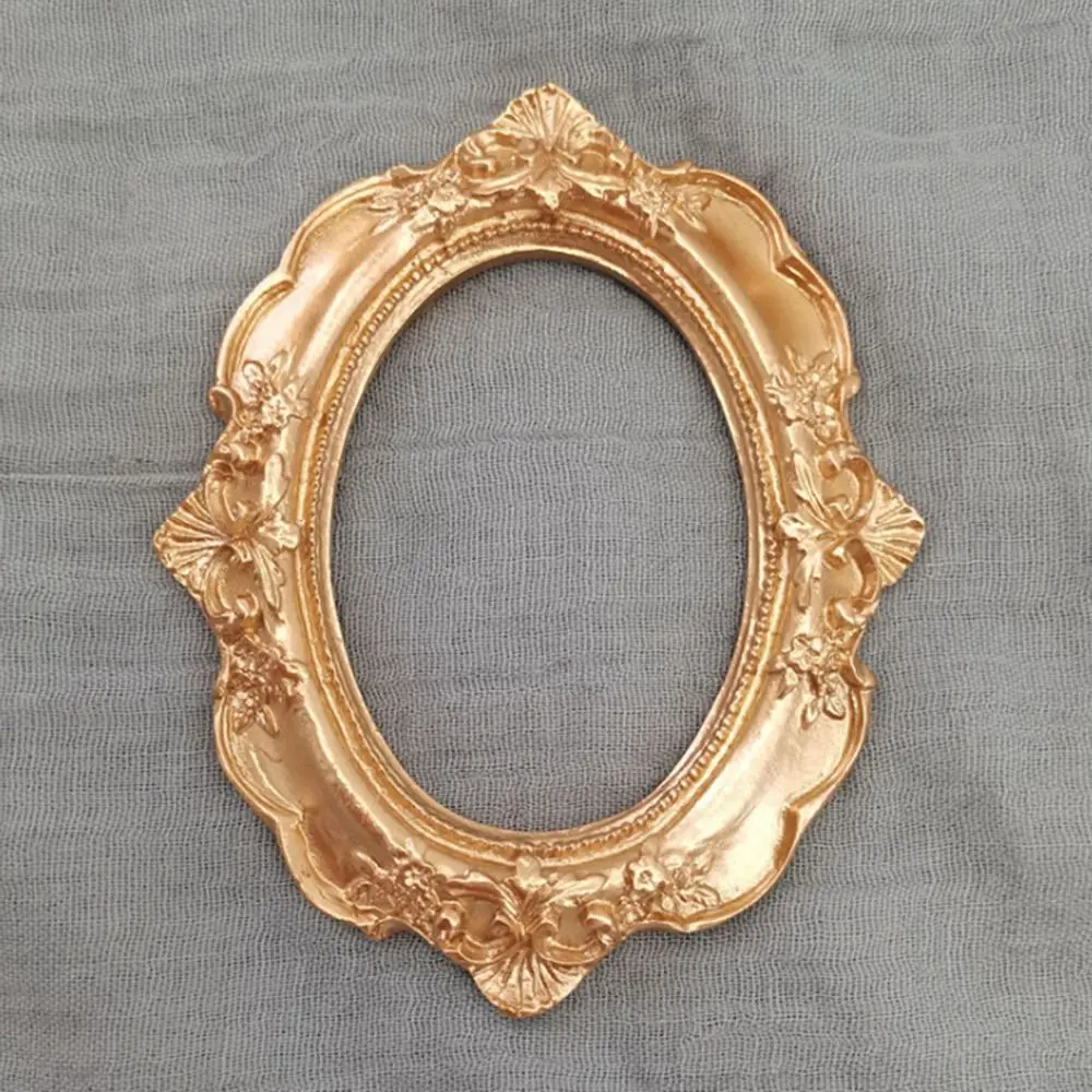 Wall Decoration Vintage Golden Retro Photo Frame Decorative European Victorian Style Pictures Frames Shooting Photo Props