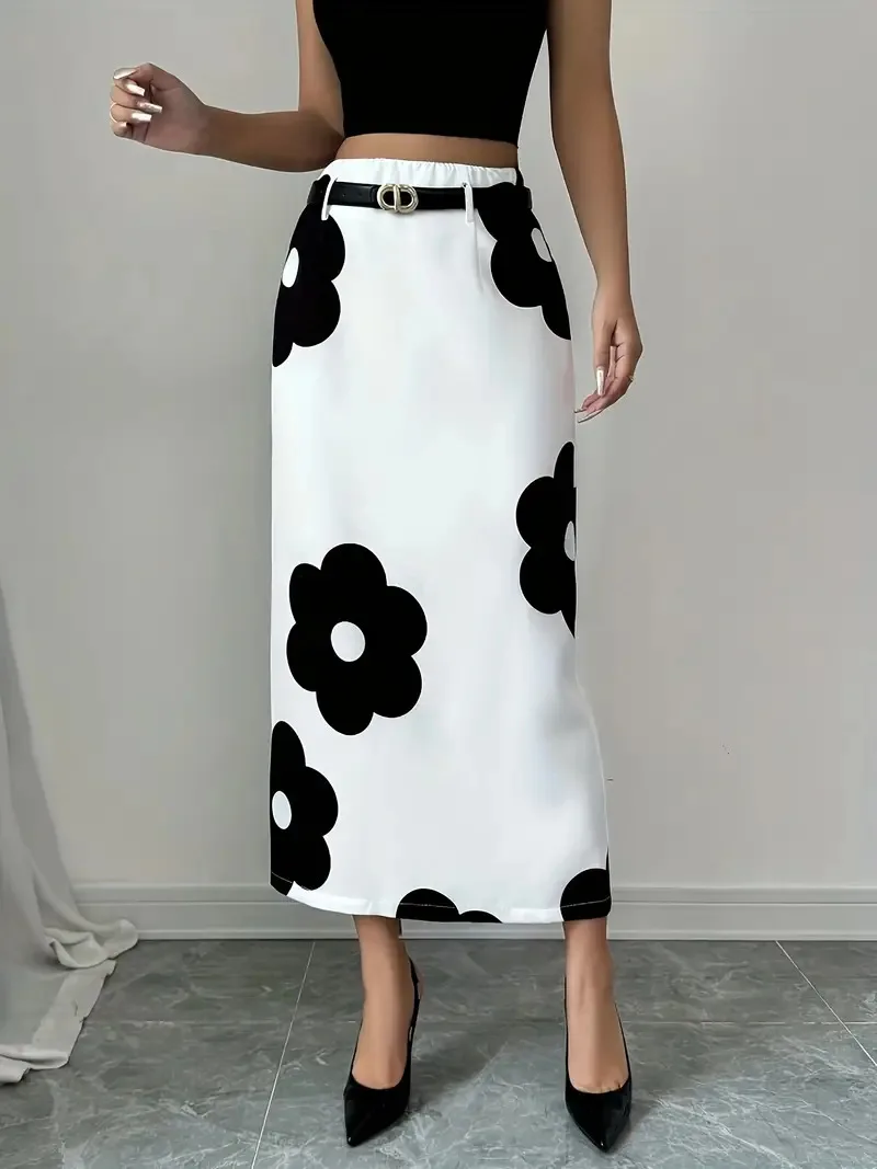 2025 New Women's Temperament Floral Print Skirt Fashionable and Versatile Without Belt Included