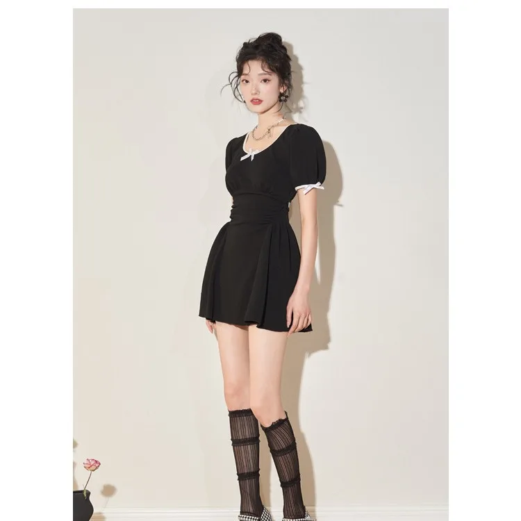 New Slim One-piece Swimsuit Conservative Boxer Pants High-end Hot Spring Vacation
