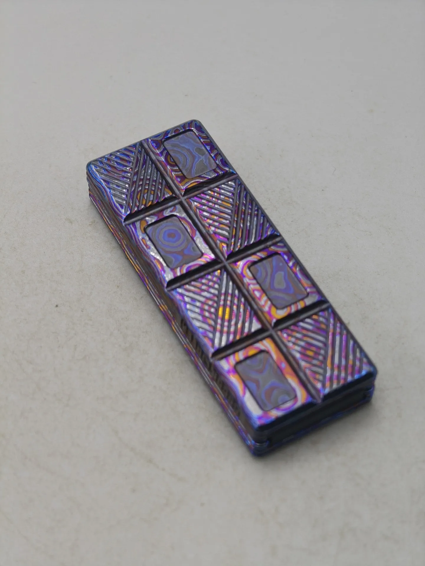 Used EDC 01edc Zirconium Horse Wafer, Mechanical Push Card Edc Metal Decompression Toy Tide Play Black Technology Appearance