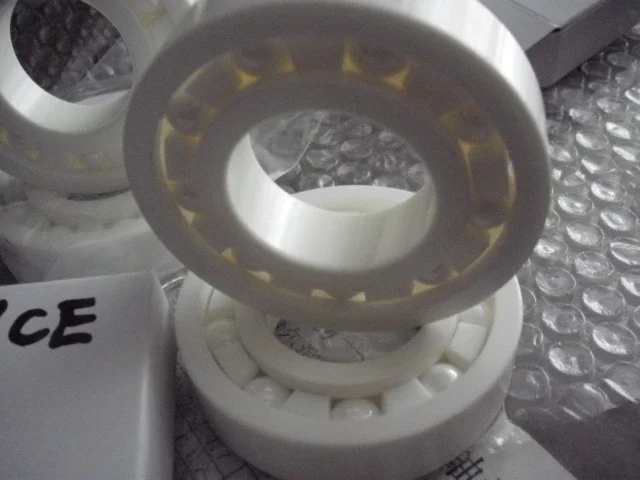 All ceramic bearing 6210CE zirconia material with temperature resistance of 300℃ and full ball capacity of 500 metric meters