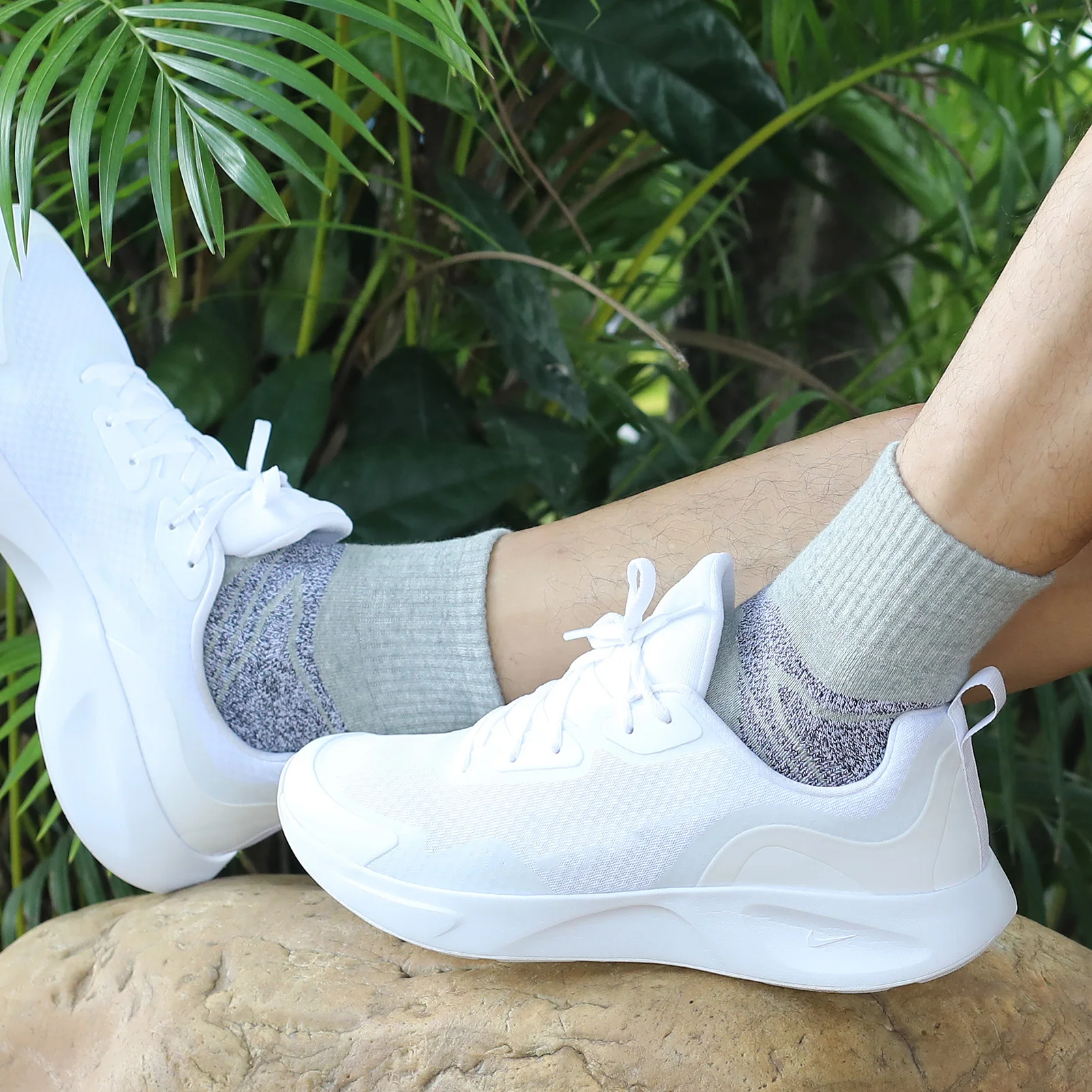 Men 3 Pairs Athletic Cotton Socks Outdoor Sports Casual Crew Socks for Hiking Trekking Walking athletic cotton socks