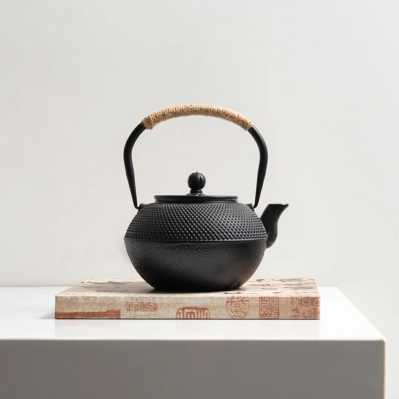 New Chinese Style Cast Iron Tea Pot Ornament Creative Black Metal Tea Set Sample Room Sales Office Display Cabinet Soft Decor...