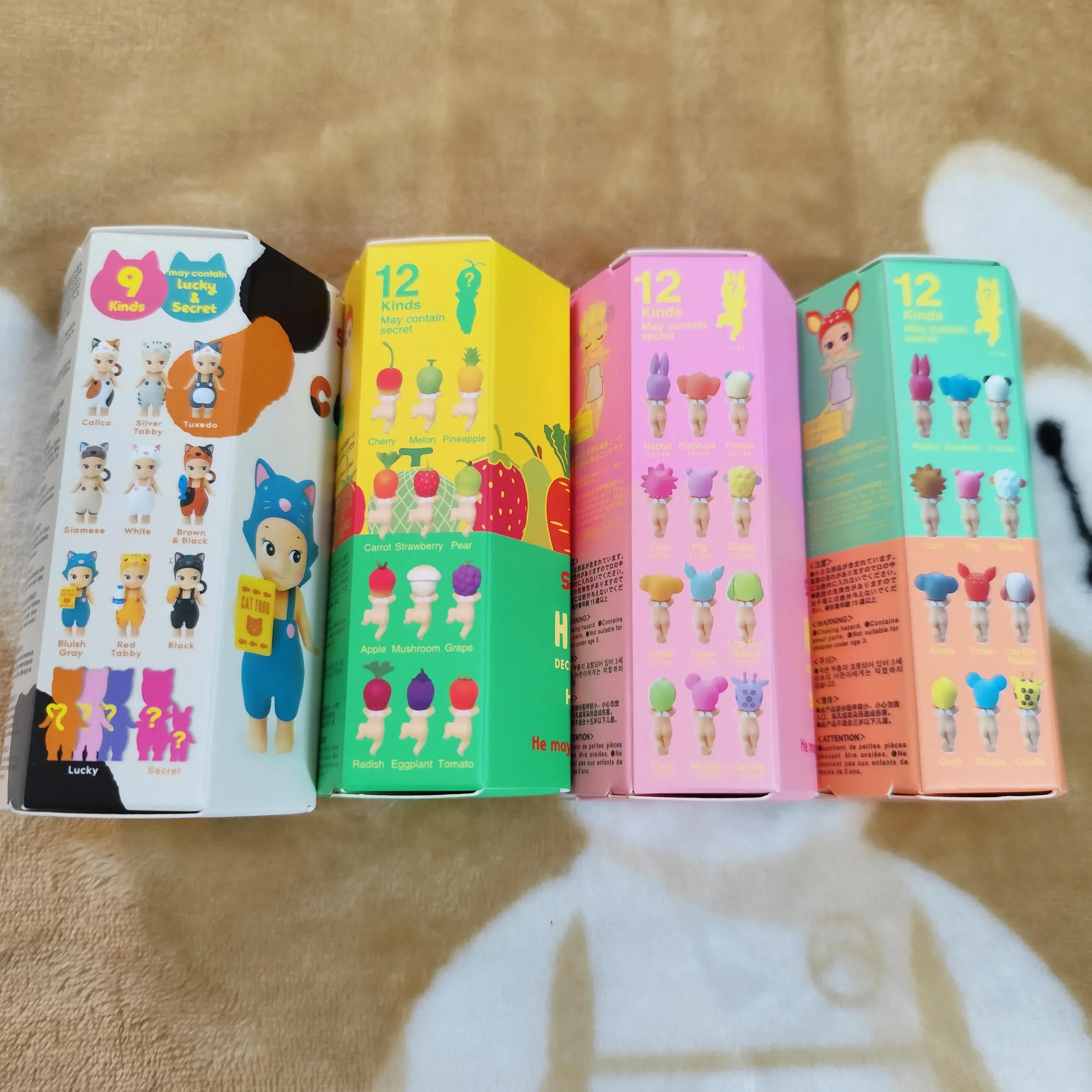 1Pcs Random Sonny Angel Blind Box Anime Figures Toy Animals Fruit And Vegetable Cat Looking Back Dolls Halloween Christmas Gift