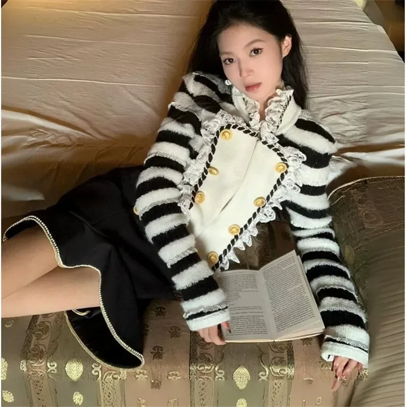 French Palace 2 Piece Dress Suits Celebrity Lady Lace Striped Knitted Top&Mermaid Mini Skirt New Fall Fashion Sweater 2pcs Sets