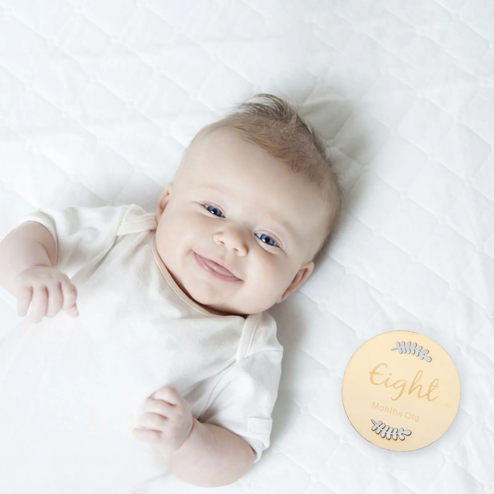 1Set Wooden Baby Milestone Cards Premium Natural Wood Monthly Growth Discs Smooth Burr-Free Surface for Newborn Photo Props