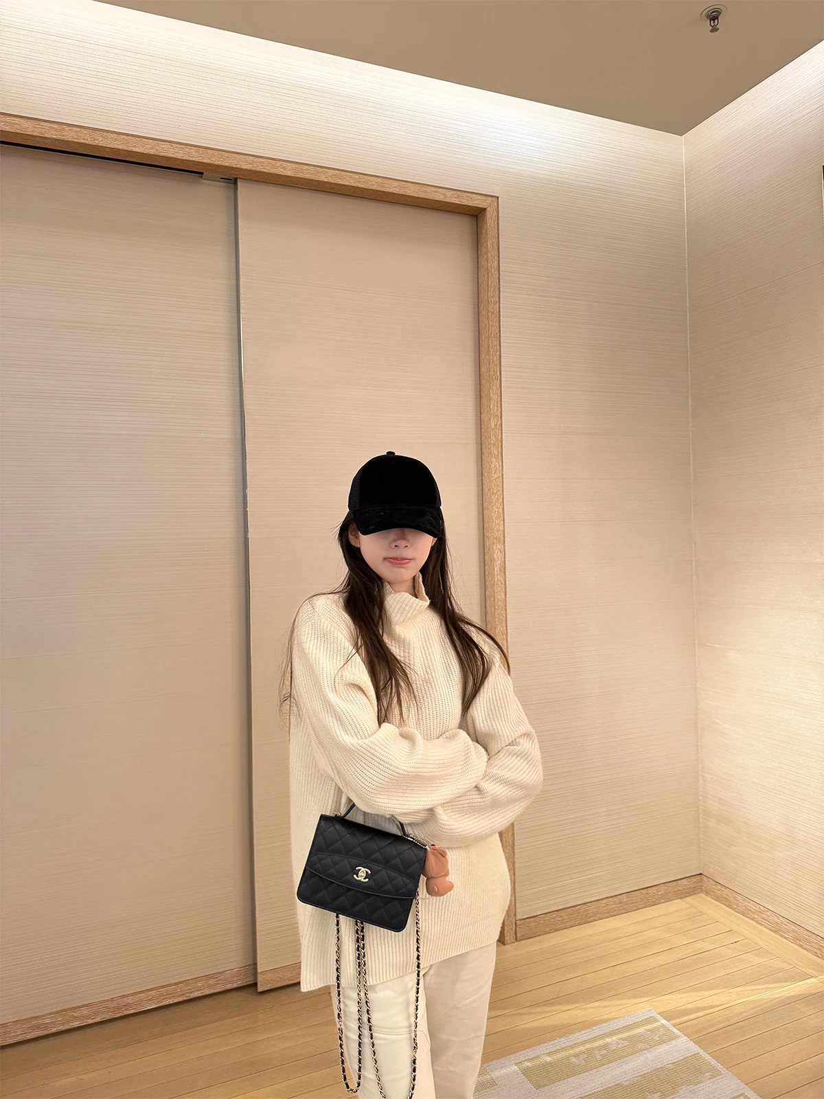 

EEWEN LA MODE Двухцветный шерстяной свитер с отверстиями для пальцев, белый с верблюжьим оттенком, свободный крой, зимний женский трикотаж