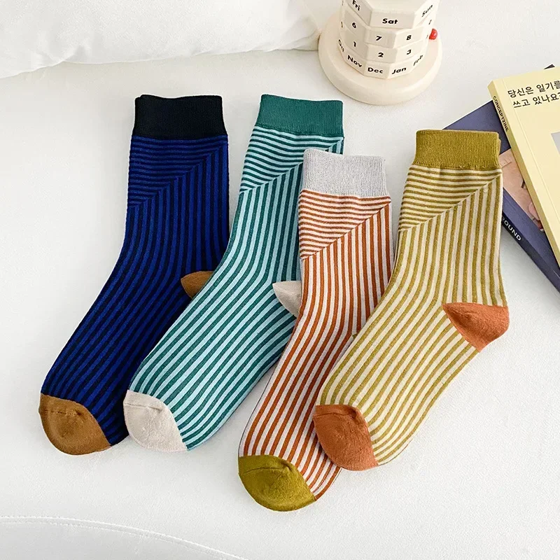 

Korean Fashion Retro Socks Women Multicolor Striped Casual Harajuku Woman Socks College Style Cotton Girls Students Crew Socks