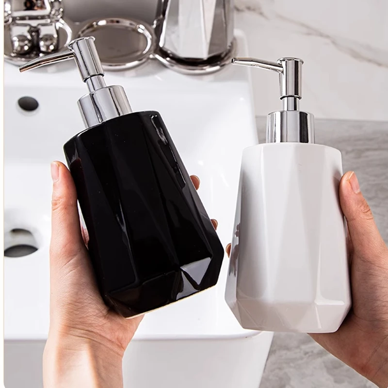 Nordic Lotion Bottle Hand Press Pump Head Sub Container Beauty Salon Liquid Soap Dispenser Bathroom Accessories black white