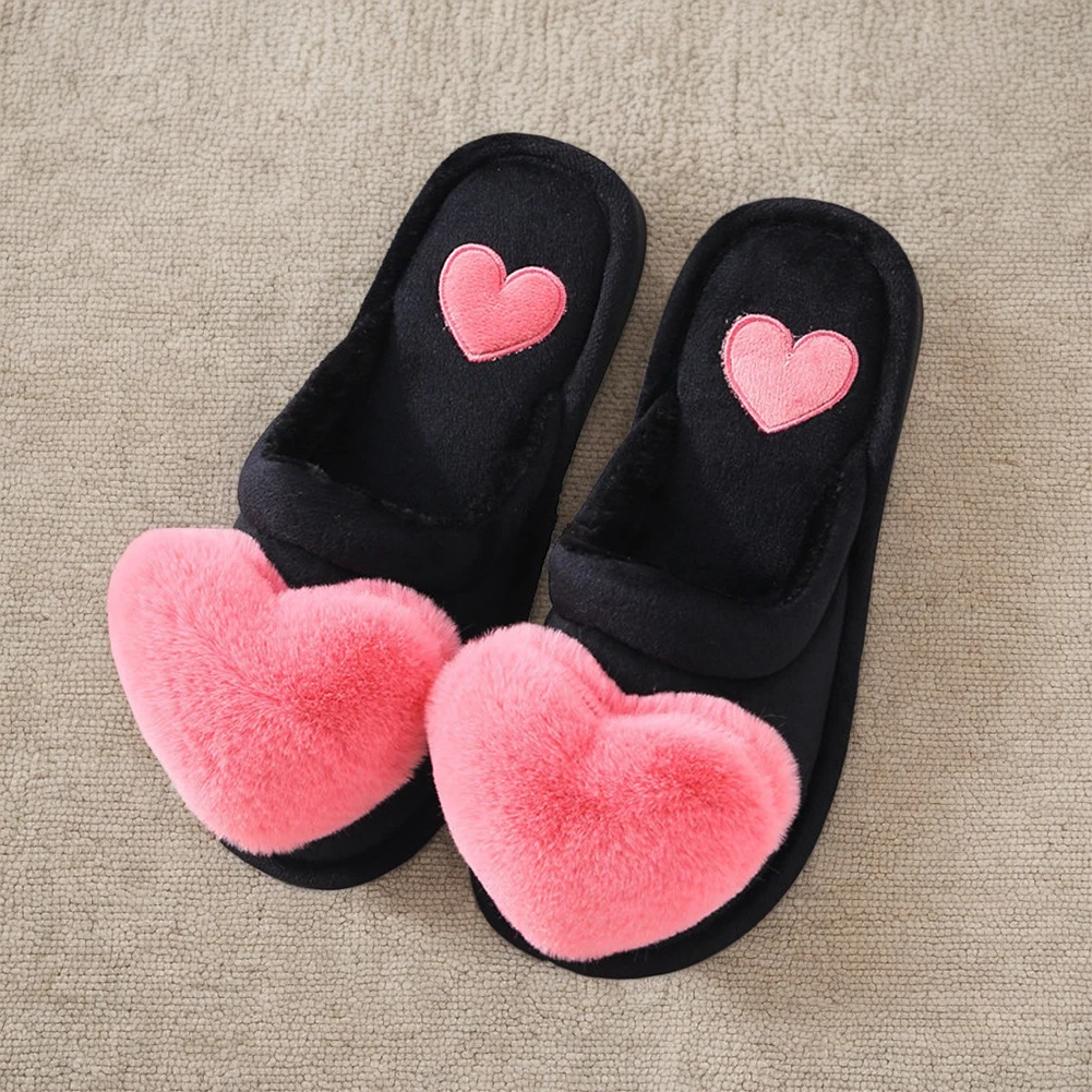 Women Plush Heart Slippers Fuzzy Home Slippers Non Slip Closed Toe Slippers Breathable Fluffy 3D Love Slippers for Autumn Winter