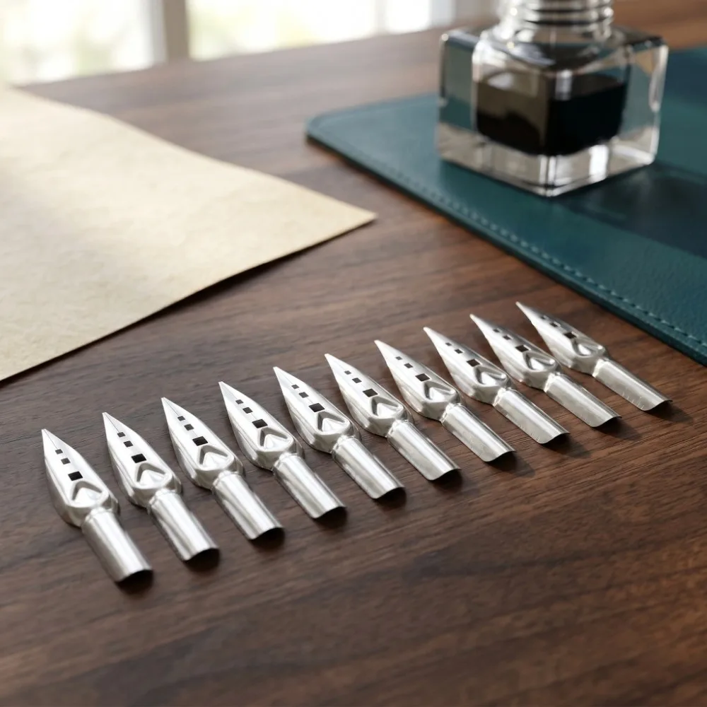 10PCS Triangular Hole Calligraphy Nib Replacement Flexible Nibs Smooth Ink Outlet Comic Dip Pen Nibs Gothic Font Designing