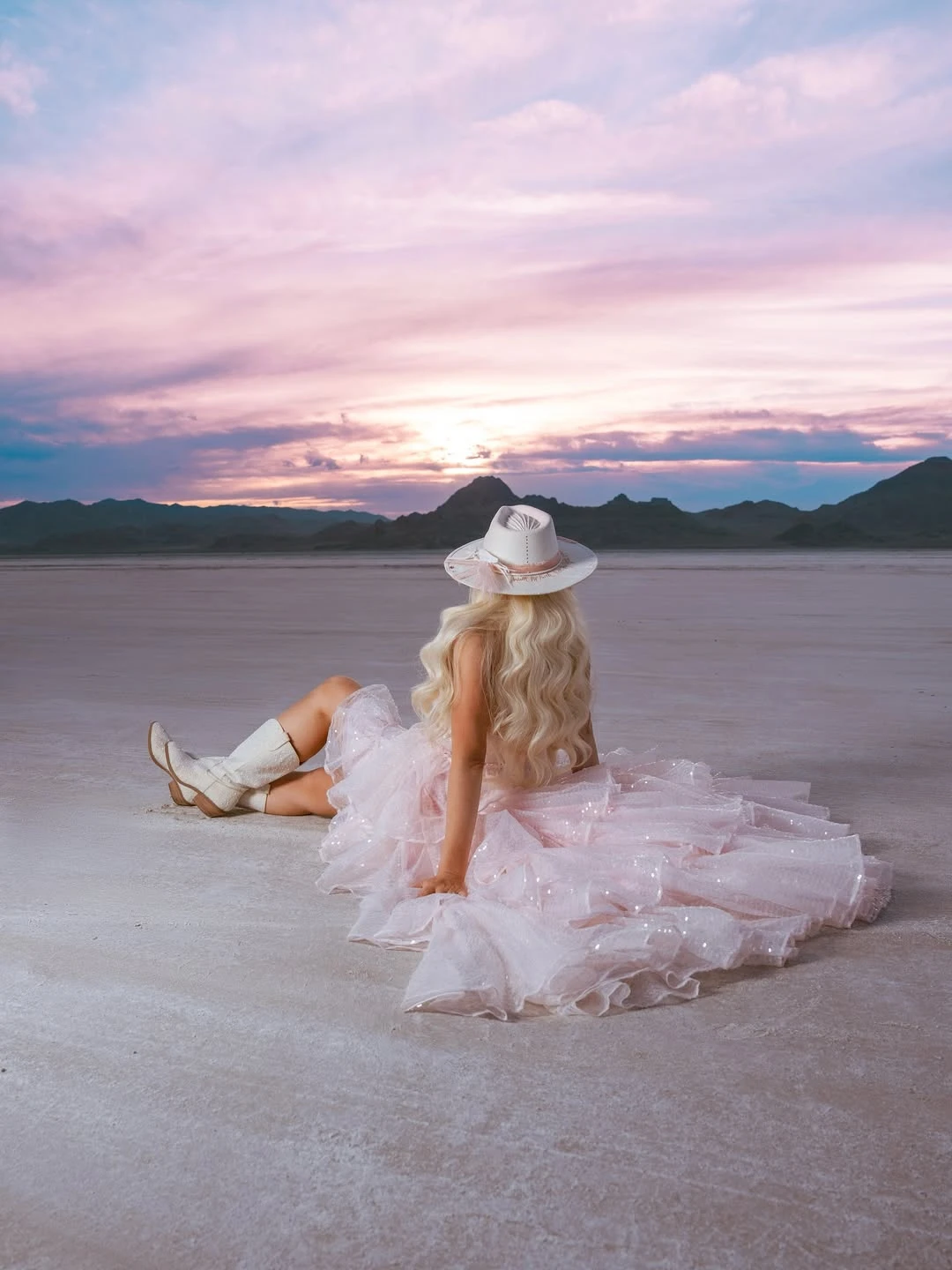 スパンコールとフリル付きチュールスカート ハイウエストボールガウンスカート パーティーやイブニングウェア用 軽量素材 ブライダルウェディング