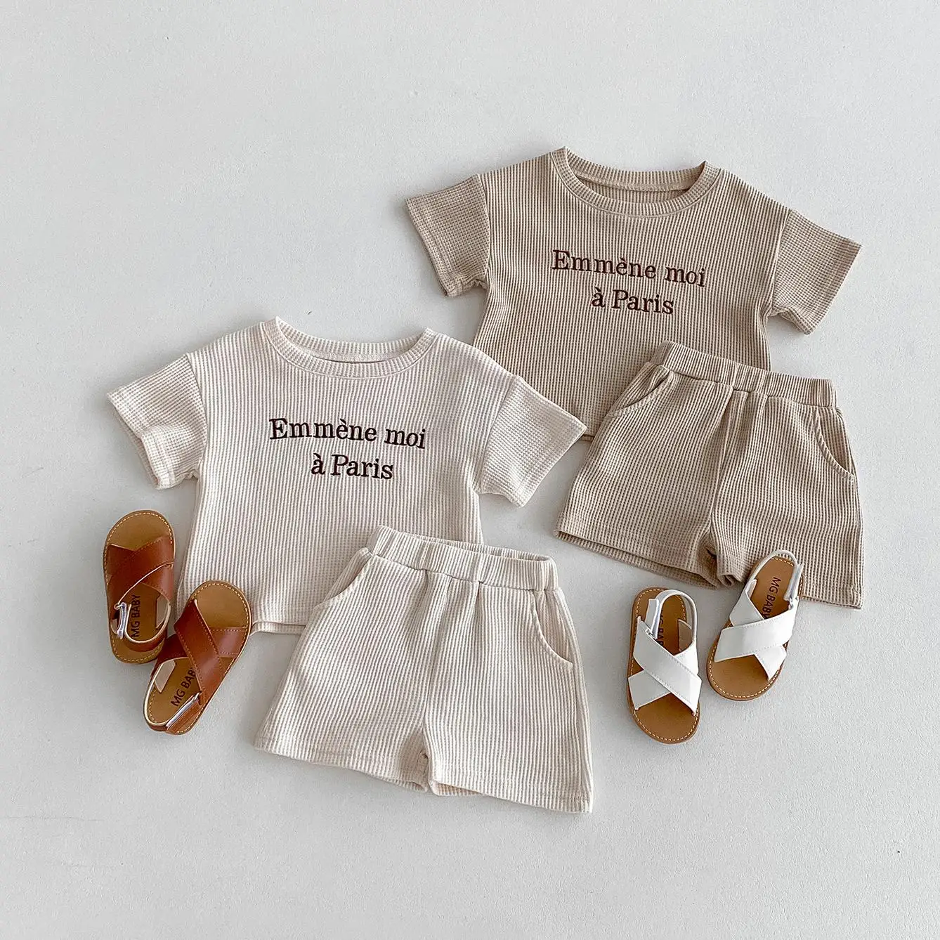 Ins Summer Infant Casual Outfits Boy Girl Children Waffle Letter Short Sleeve Tops + Shorts 2pcs Baby Loose Embroidery Tees Suit