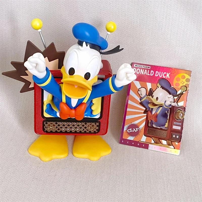 

15cm Disney Donald Duck Tv Set Desktop Decoration Gift Trendy Collection Model Kids Christmas Halloween Brithday Gifts