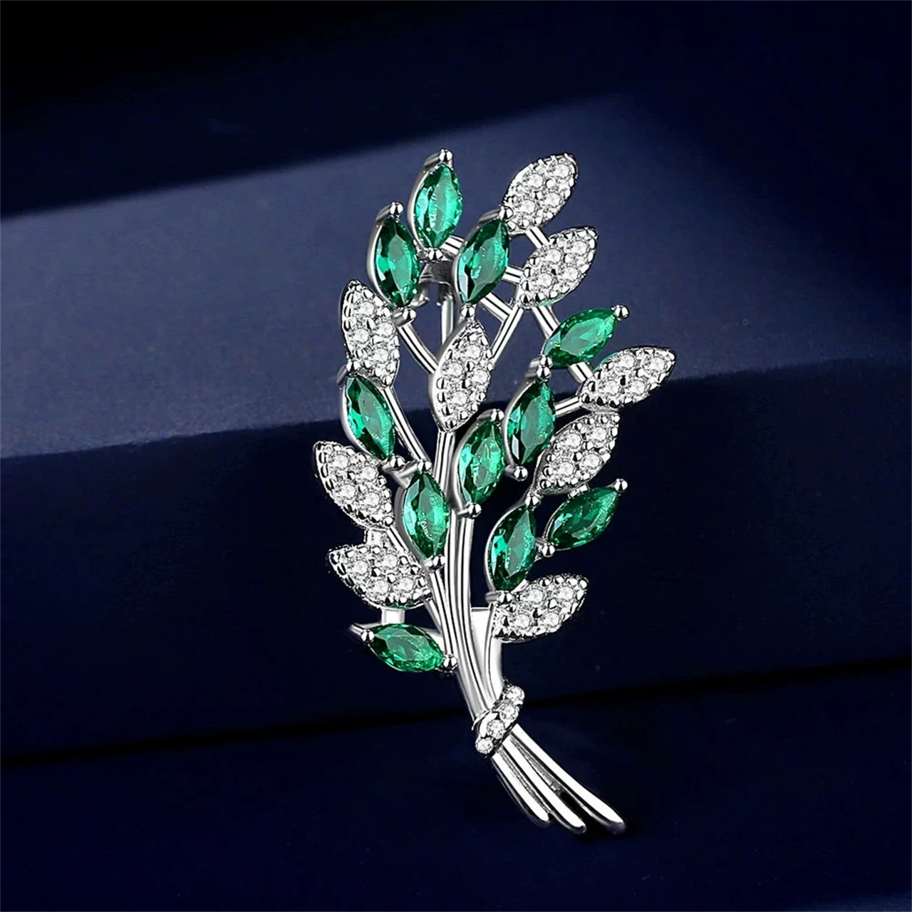 

S925 Sterling Silver Brooch Womens Corsage High Gift Colored Zircon Luxury Suit Pin Gift Fine Charm Exquisite Jewelry Wholesale
