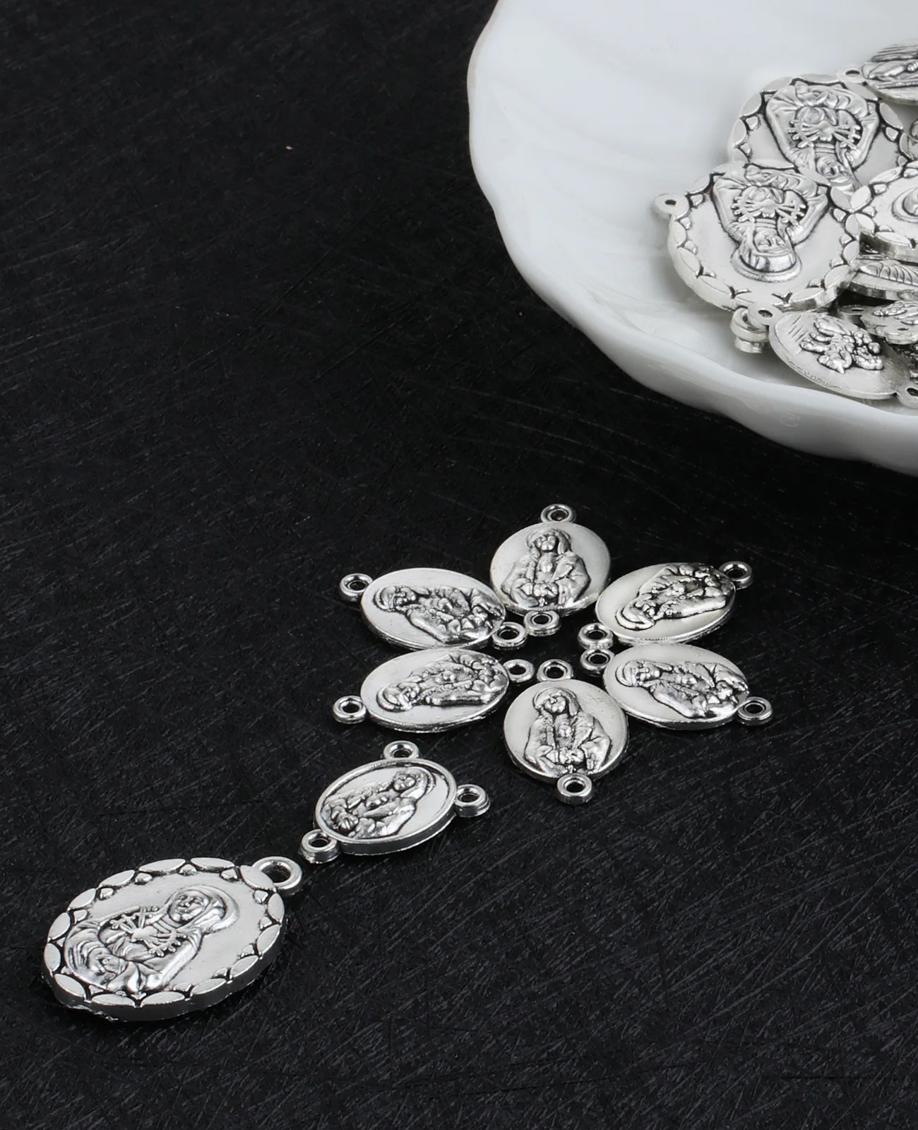 Diyalo 40 stücke sieben Sorgen Rosenkranz Chaplet Teil Herzstück Spacer Medaille Anhänger DIY handgemachte Gebet Halskette Schmuck herstellung gem – Detail 3
