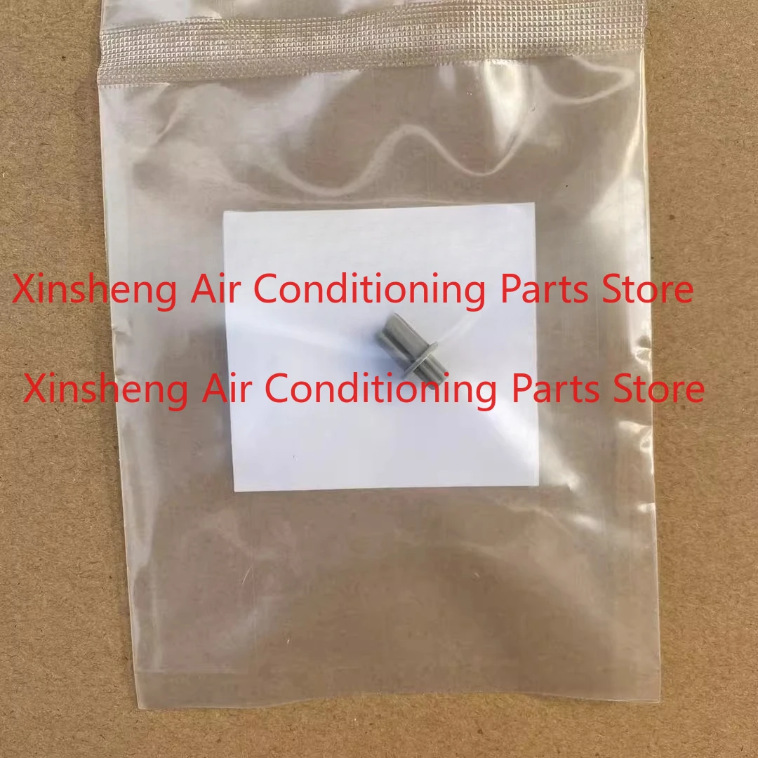 

It is suitable for Daikin air conditioning hang-up air guide blade connection shaft swing air strip air guide FTXD35DV2C