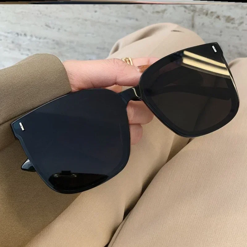 2024 New Fashion Sunglasses Women Brand Designer Retro Rectangle Sun Glasses Female Ins Popular Colorful Vintage Square Eyewear