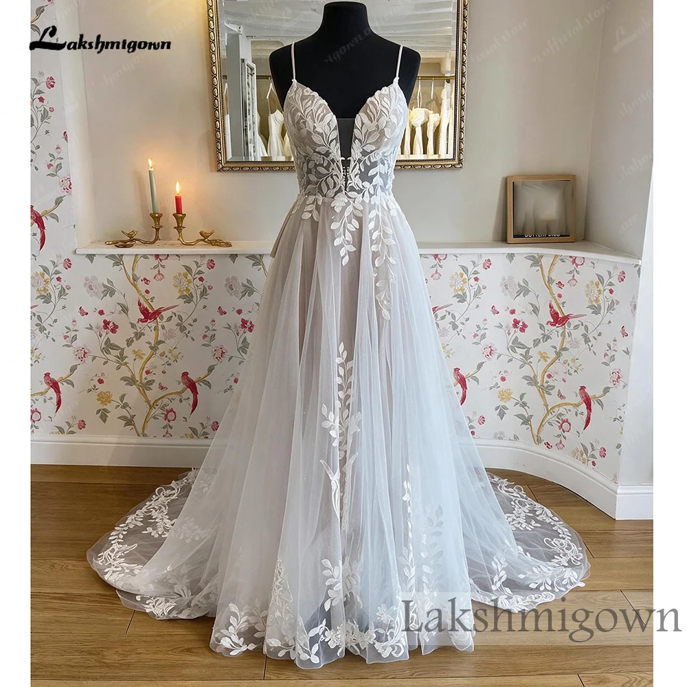Lakshmigown Boho-Hochzeitskleid mit Spaghettiträgern, tiefem V-Ausschnitt, Illusionsmieder, A-Linie, Glitzer-Tüll-Brautkleid, maßgeschneidert – Detail 7