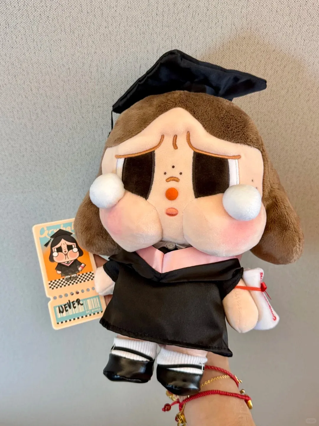 POP MART Crybaby Shiny Shiny Series Blindbox Crybaby Anhänger/Plüsch Schwarz/Rosa Puppe Niedliche Kopfhörerhülle Handykarte Überraschungsgeschenk