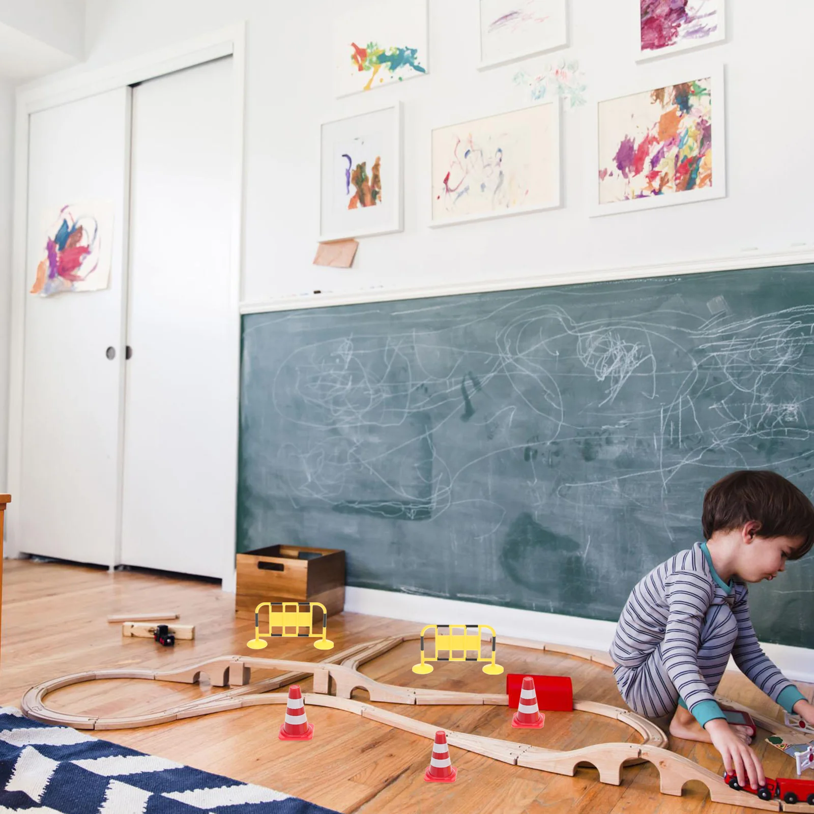 Panneau de signalisation routière pour enfants, jouet de barrière routière, jouets nitifs, cônes de simulation, clôture dos, mini jouet pour enfants, 32 pièces