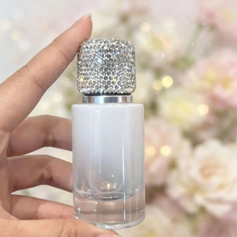 Container 30ML Rhinestone Bottle Creative Exquisite Refillable Spray Bottle Leak-proof Luxury Glass Atomizer Handicraft