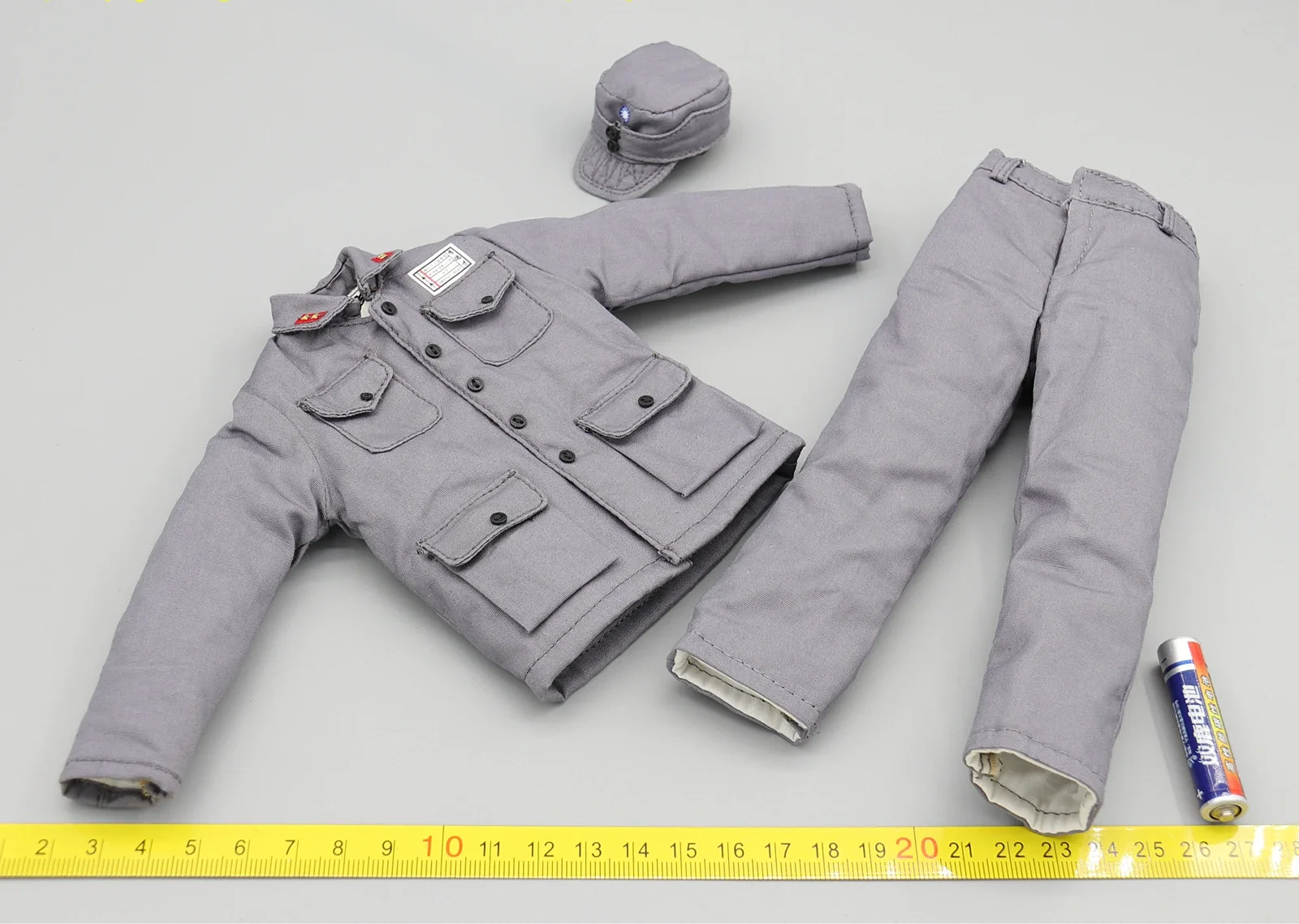 1/6 Scale Soldier Combat Suit+hat Model for 12 '' M045