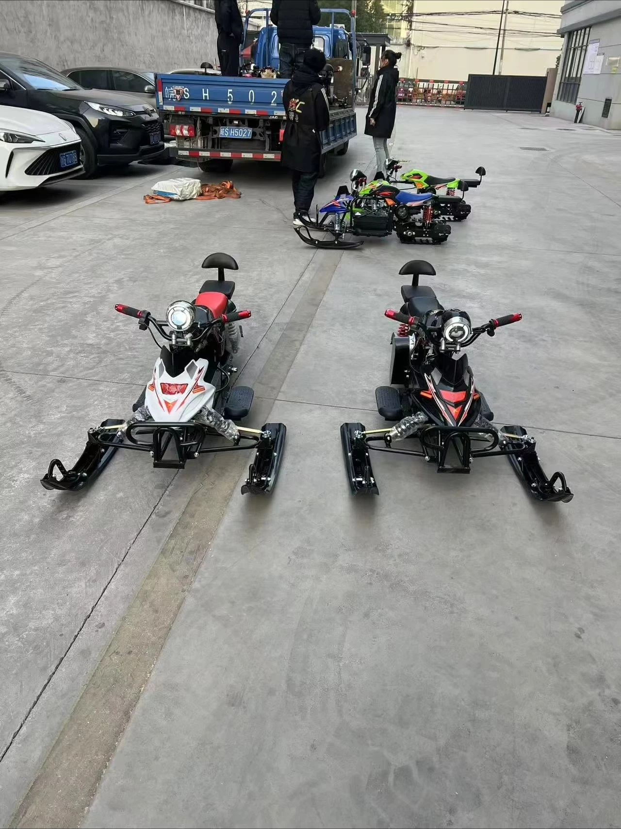 Moto de nieve eléctrica de 500 W para aventuras al aire libre para sendero y turismo