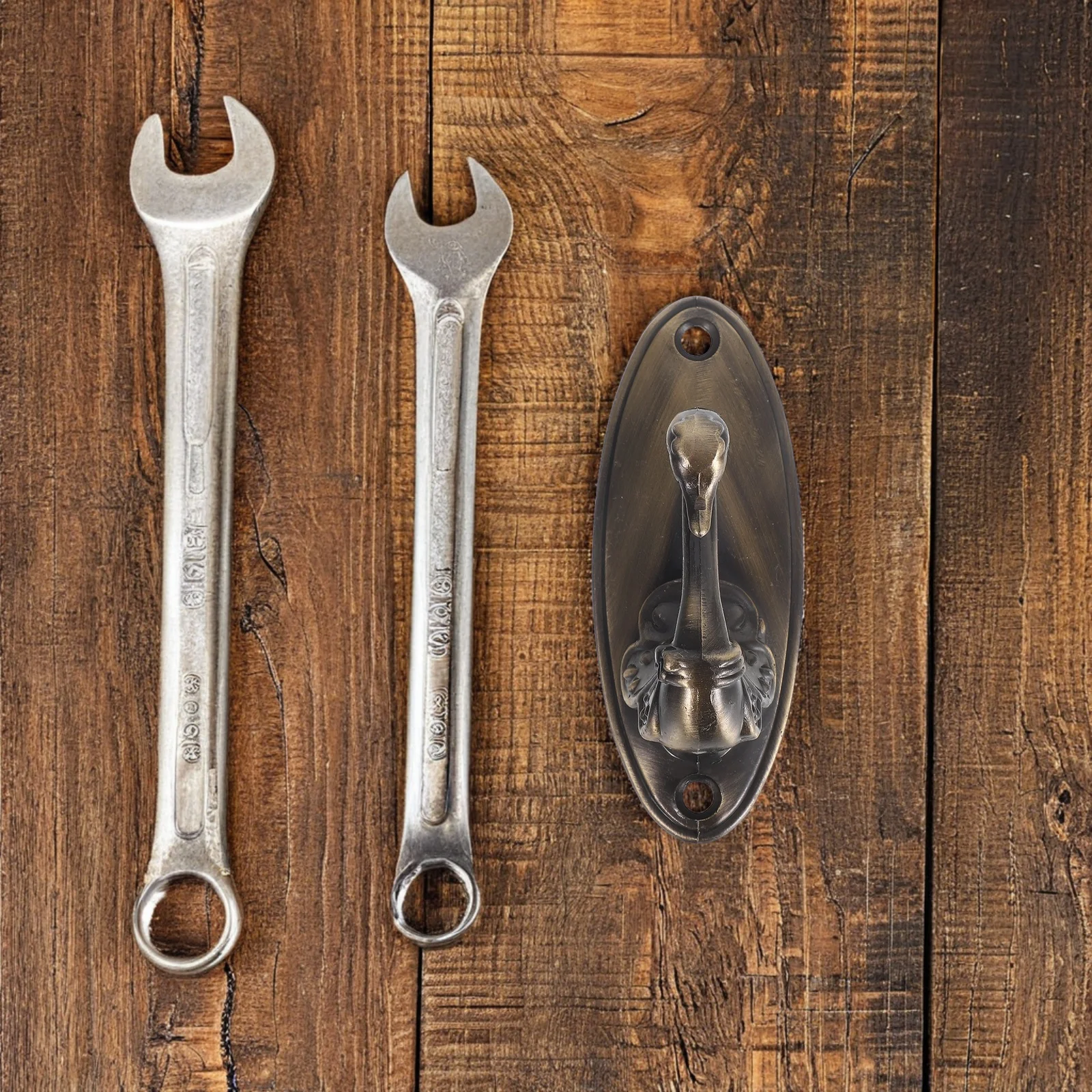 

1Set Alloy Swan Hooks Wall Mounted No-Drill Installation Anti-Slip Design Easy to Clean for Home Decor Wrought Iron Hooks