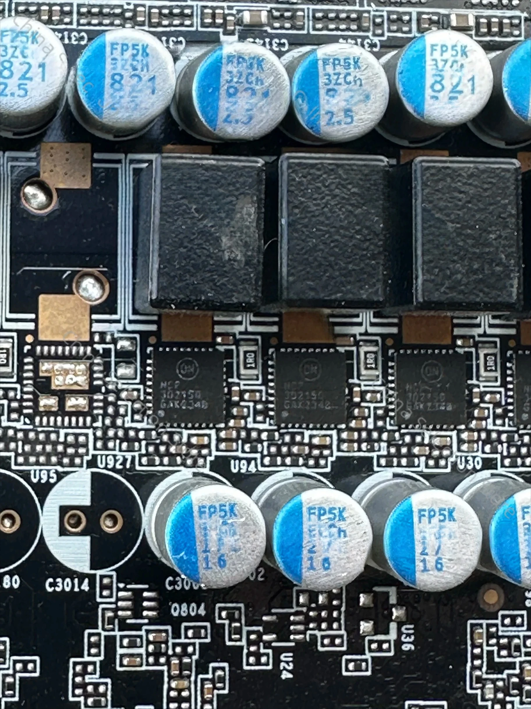 Graphics Card RTX4090-PCB 3090 Material Board Is Broken, The PCB Is Charged and Disassembled, Random