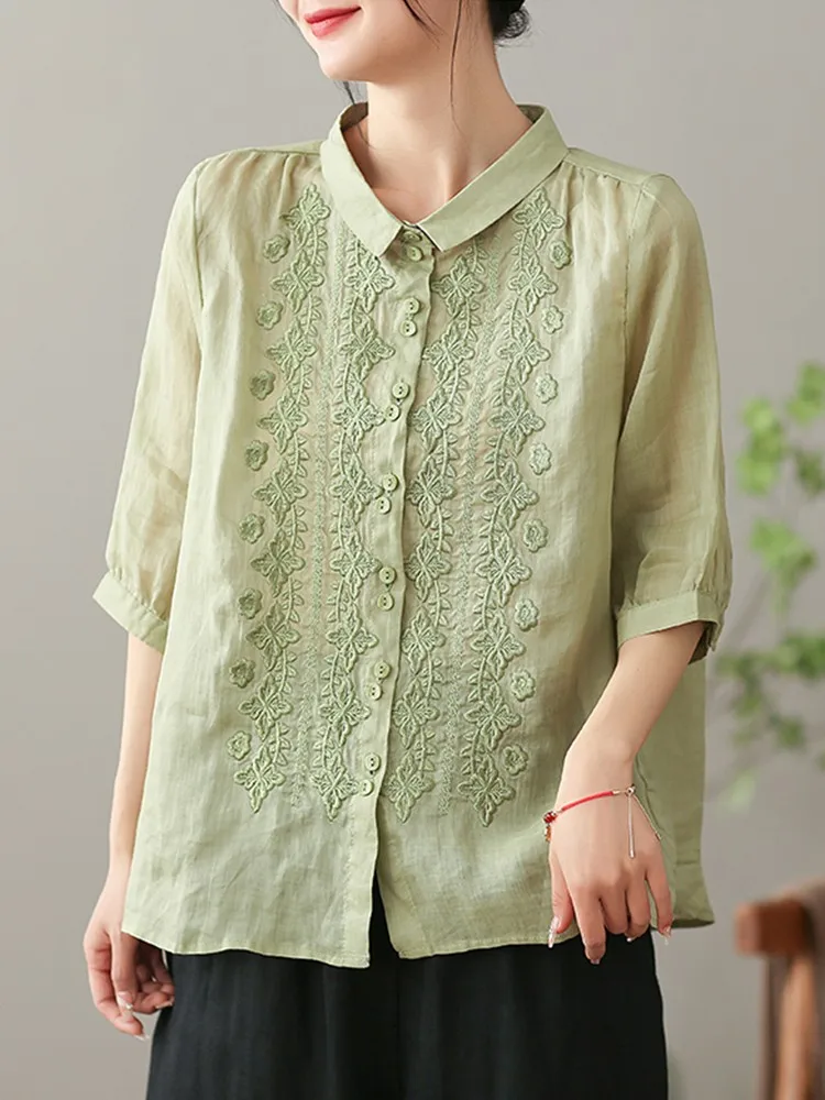 

Women Casual Shirts New Arrival 2023 Summer Vintage Style Floral Embroidery Loose Female Half Sleeve Tops Shirt B2604