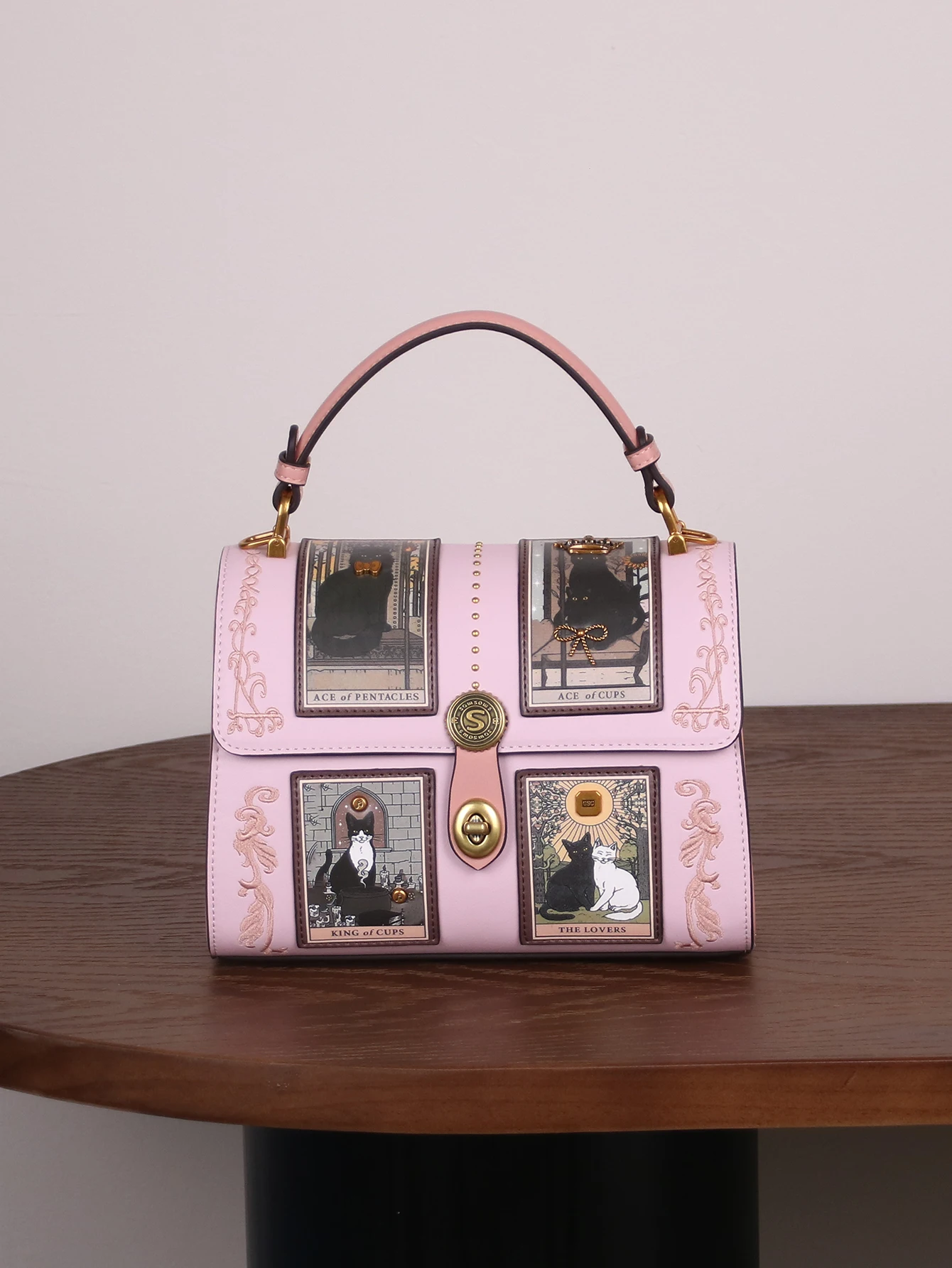 

2025 new niche design high-grade handbag retro luxury heavy industry Boston ladies pillow small bag exquisite commuter cute cat