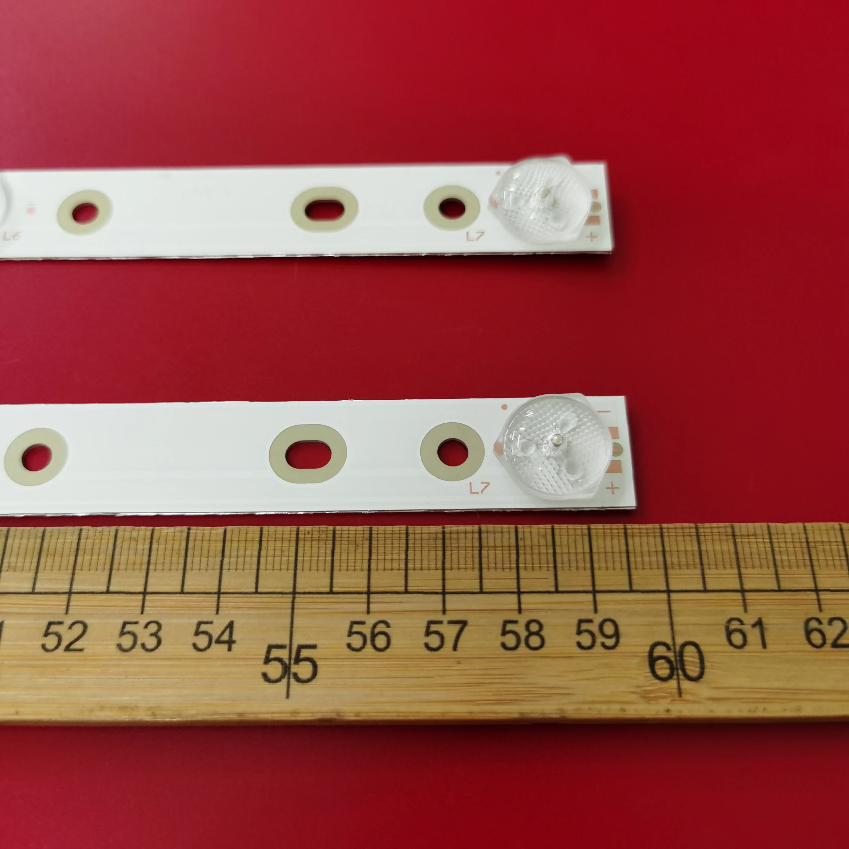 LED ل MS-L2391 V1 MS-L1225 V2 022-P1K3582A1 Telefunken tf-led32s62t2 tf-led32s6t2 BBK 32LEM-1027/TS2C 32LEX7127 32LEX-5027/T2C #3