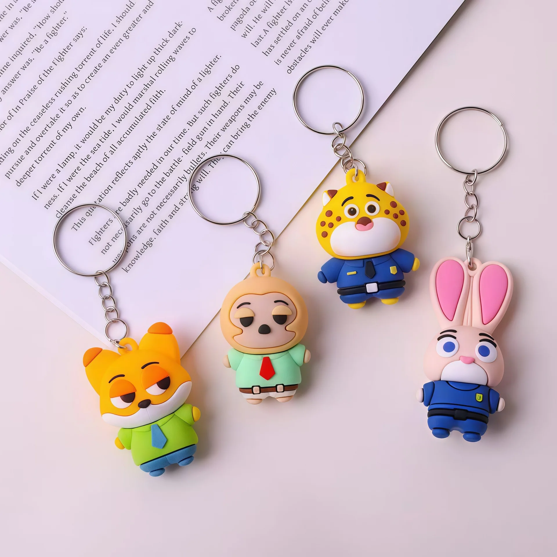 Niedlicher Anime Zootopia Schlüsselanhänger Judy Hopps Bunny Polizist und Nick Wilde Fox Plüschtier Puppe Taschenanhänger Anhänger Geschenk für