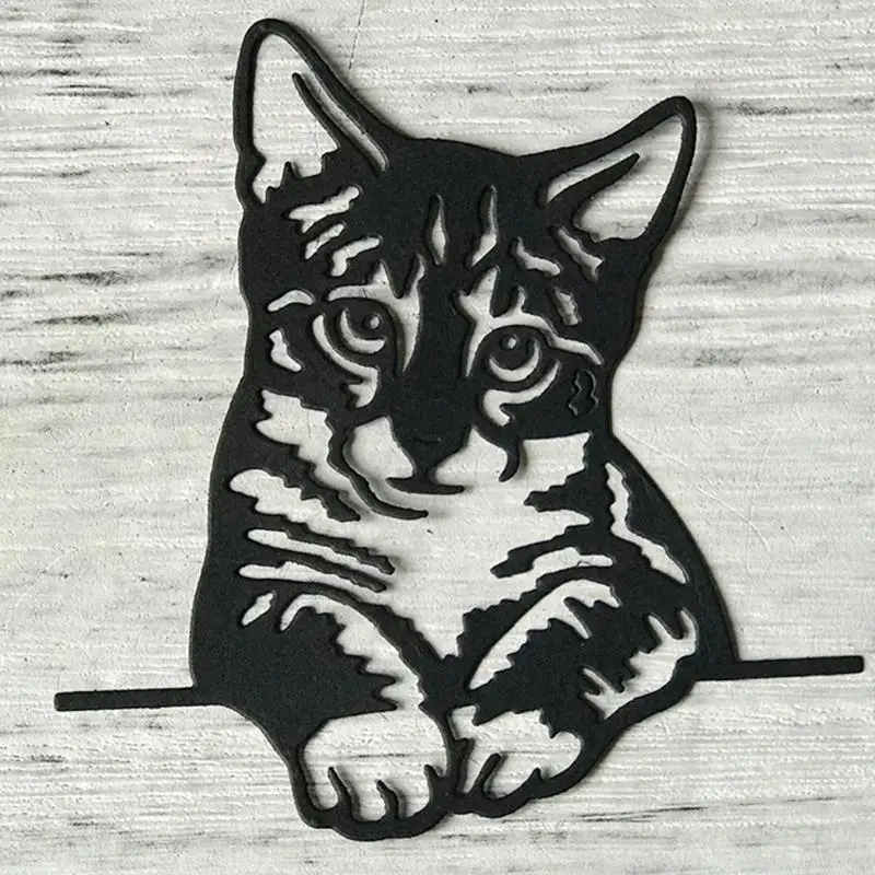 45beメタルカッティングは、ホリデーバレンタインデーの誕生日結婚式のスクラップブッキングのための猫のステンシルテンプレートに横たわって死ぬ