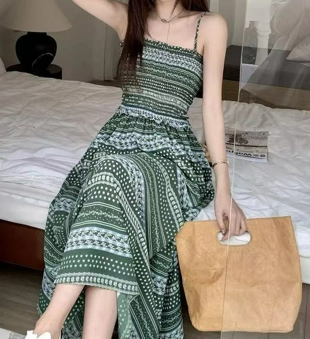 

2025 Summer New Style Vacation Strap Beach Striped Dress Fashion Trend Long Dress