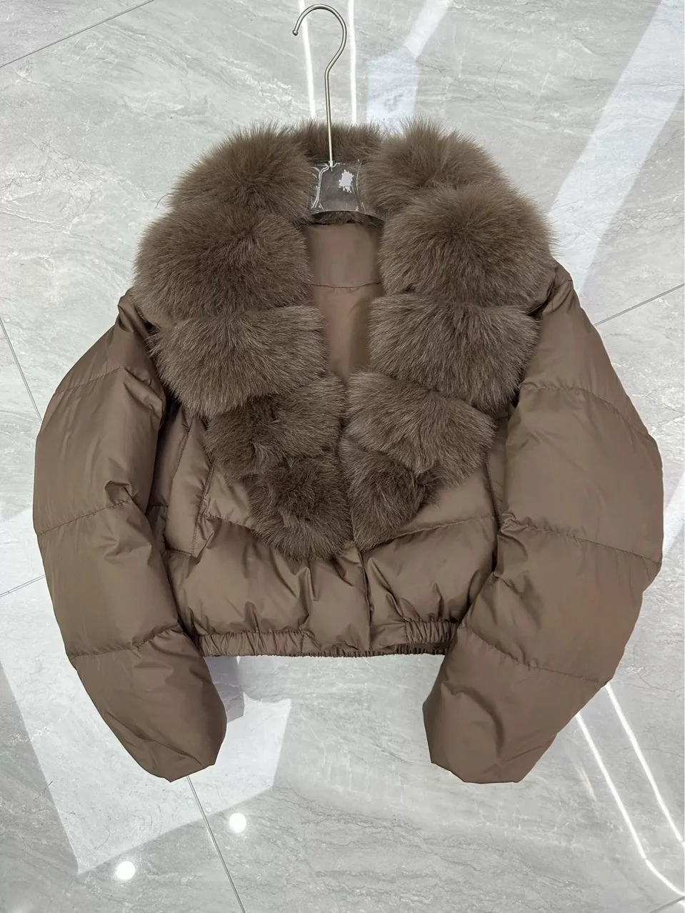 Women's Short Puffer Jacket with Large Faux Fox Fur Collar Thick Warm Down Coat Winter Loose Fit Solid Color Outerwear Fashion