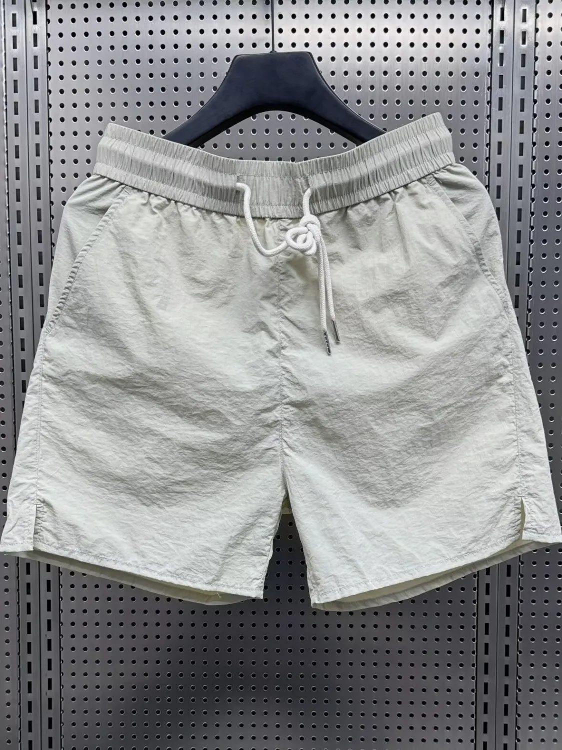 

Men's Pure Color Ice Silk Thin Qui Dry Loose Casual orts Summer Faion Brand Outerwear Tee Quarter Length Straight Leg...