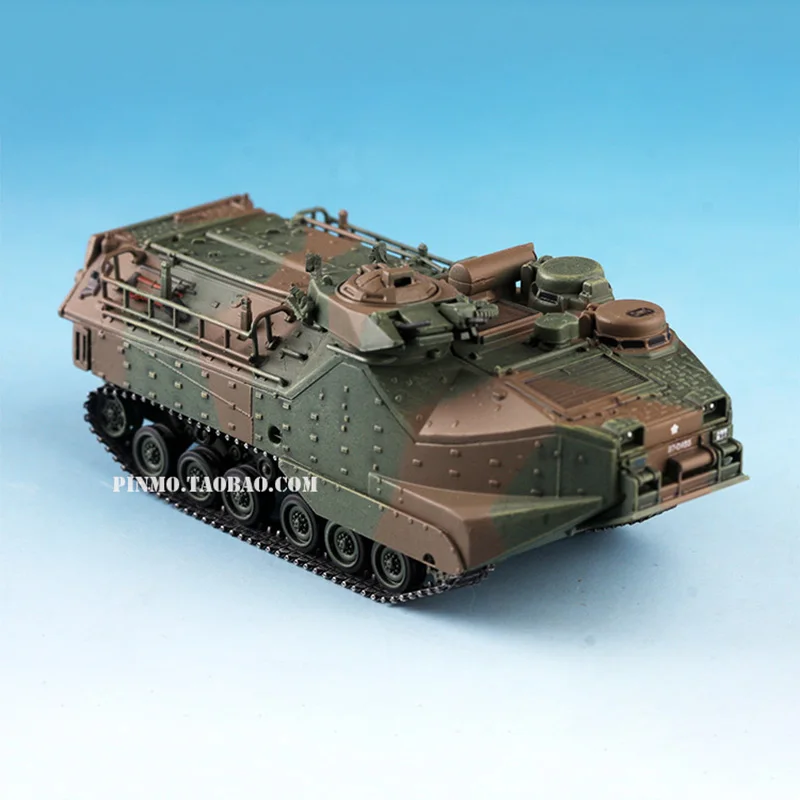 

1/72 Scale Self-Defense Forces AAVP7A1 Amphibious Personnel Carrier 63020 Simulation Plastic Tank Model Display Collectible