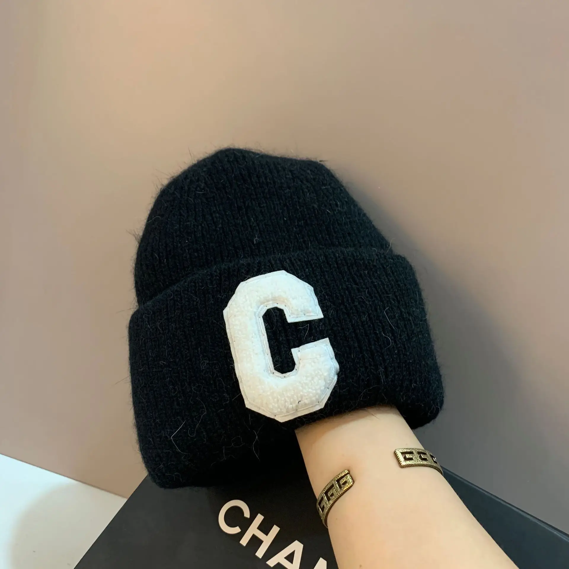 Unisex Fashion C Letter Desig Knitted Hat Winter Autumn Rabbit Fur Beanie Cap Brand Female Thicken Warm Skullies Caps bicycle