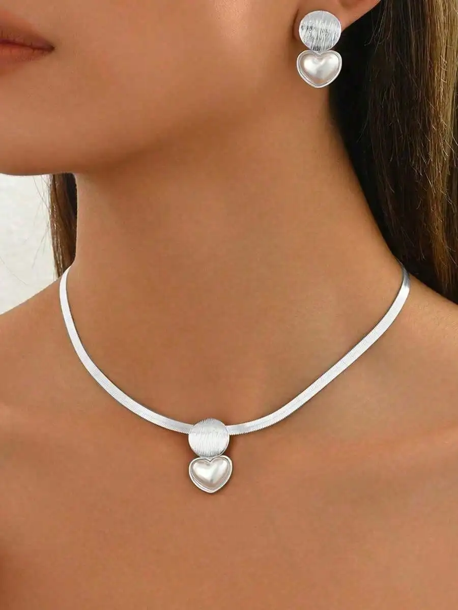 

Womens Choker Necklace And Earrings Set, Snake Chain With Heart Faux Pearl Pendant, Geometric Disc Design