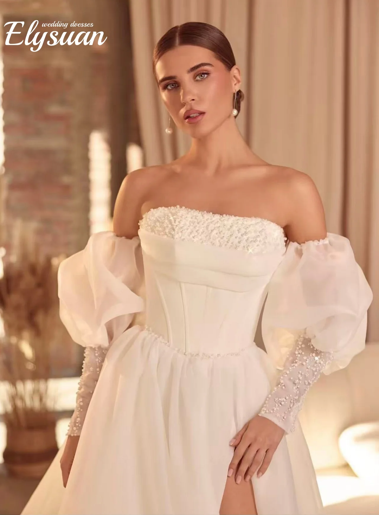 Personalizado desmontable mangas largas con cuentas sin tirantes Organza una línea vestidos De novia con abertura lateral Corst hecho a medida Brial Vestido De